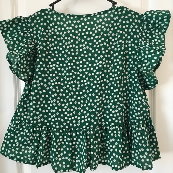 Flowy floral crop top - Picture 2 of 2